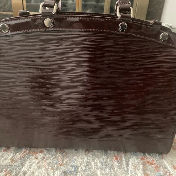 Authentic Louis Vuitton Epi Leather Bag - Picture 2 of 4